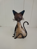 Zittende kat S van gerecycled blik