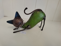 Spelende kat van gerecycled blik