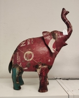 Olifant van gerecycled blik