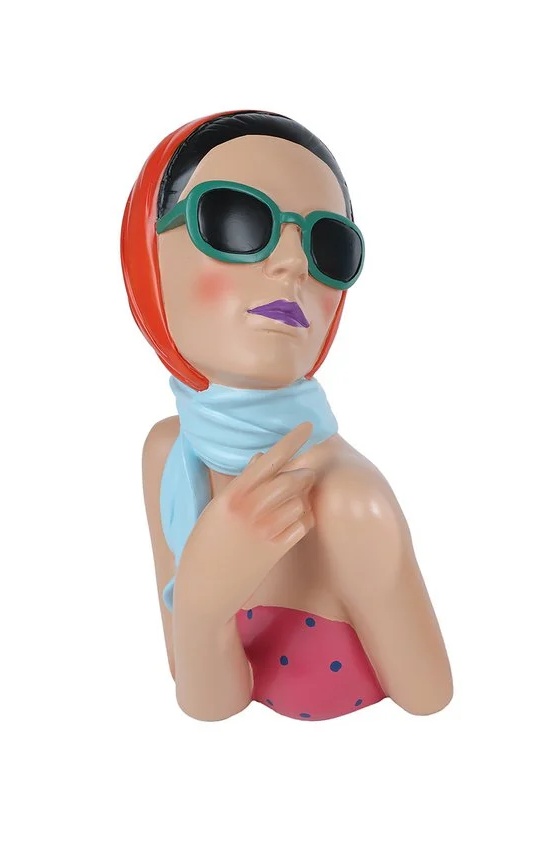 Beeld vrouw sixties sjaal