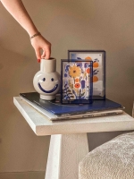 Aardewerk vaas smiley blauw