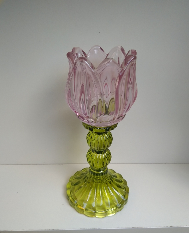 Glazen kaarsenstandaard tulp groen/roze - M
