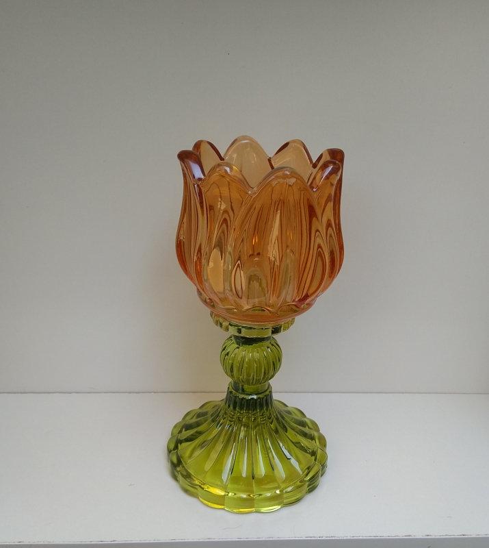 Glazen kaarsenstandaard tulp groen/zalm - S