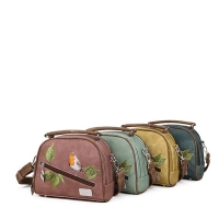 Hi-di-hi Tas Chitter 01