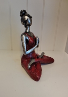 Beeld dame figuur yoga bordeaux