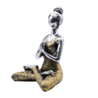 Beeld dame figuur yoga gold