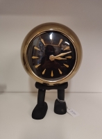 Klok Bette op pootjes