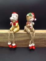 Beeldje Kerst hond of kat met bungelbeentjes