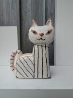 Aardewerk ornament kat Whisker
