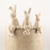 Aardewerk ornament bunny zittend M