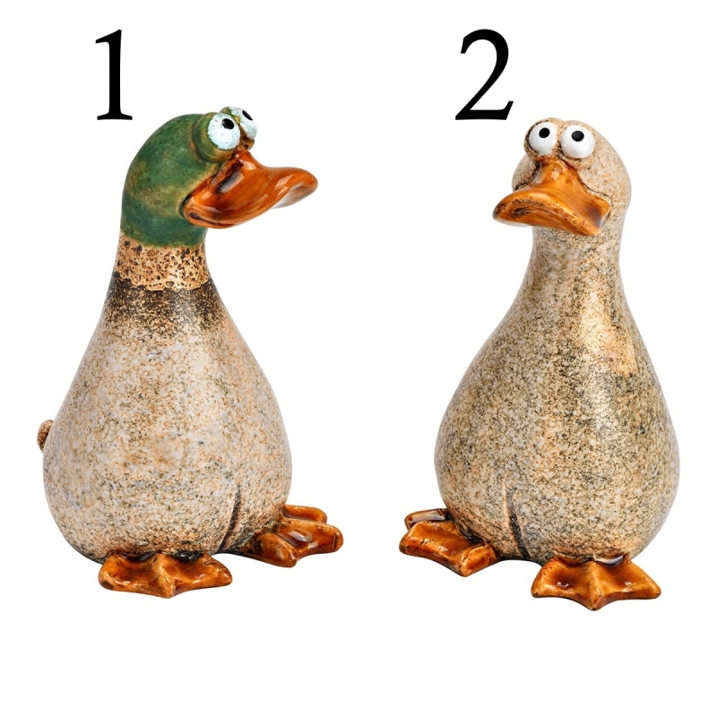 Beeldje eend van bruin aardewerk