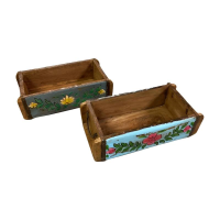 Houten steenmal met beschildering