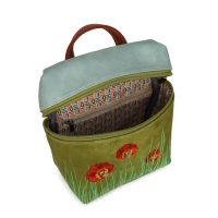 Hi-di-hi Tas Meadow 03