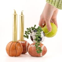 Aardewerk kaarsenstandaard basketbal