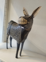 Ezel van gerecycled blik