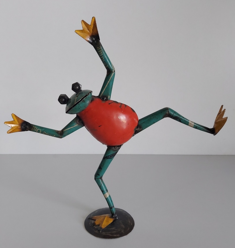 Dansende kikker van gerecycled blik